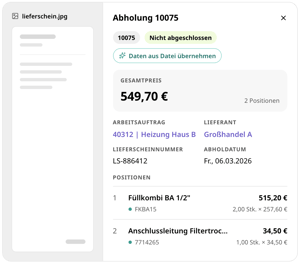 Abholung 10075 in conmeet: Foto des Lieferscheins neben den per KI übernommenen Daten mit Gesamtpreis 549,70 €, Arbeitsauftrag 40312 Heizung Haus B, Lieferant Großhandel A und zwei Positionen
