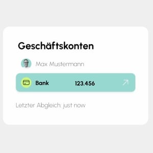 Illustration: Geschäftskonto in conmeet mit Kontostand und Zeitpunkt des letzten Bankabgleichs
